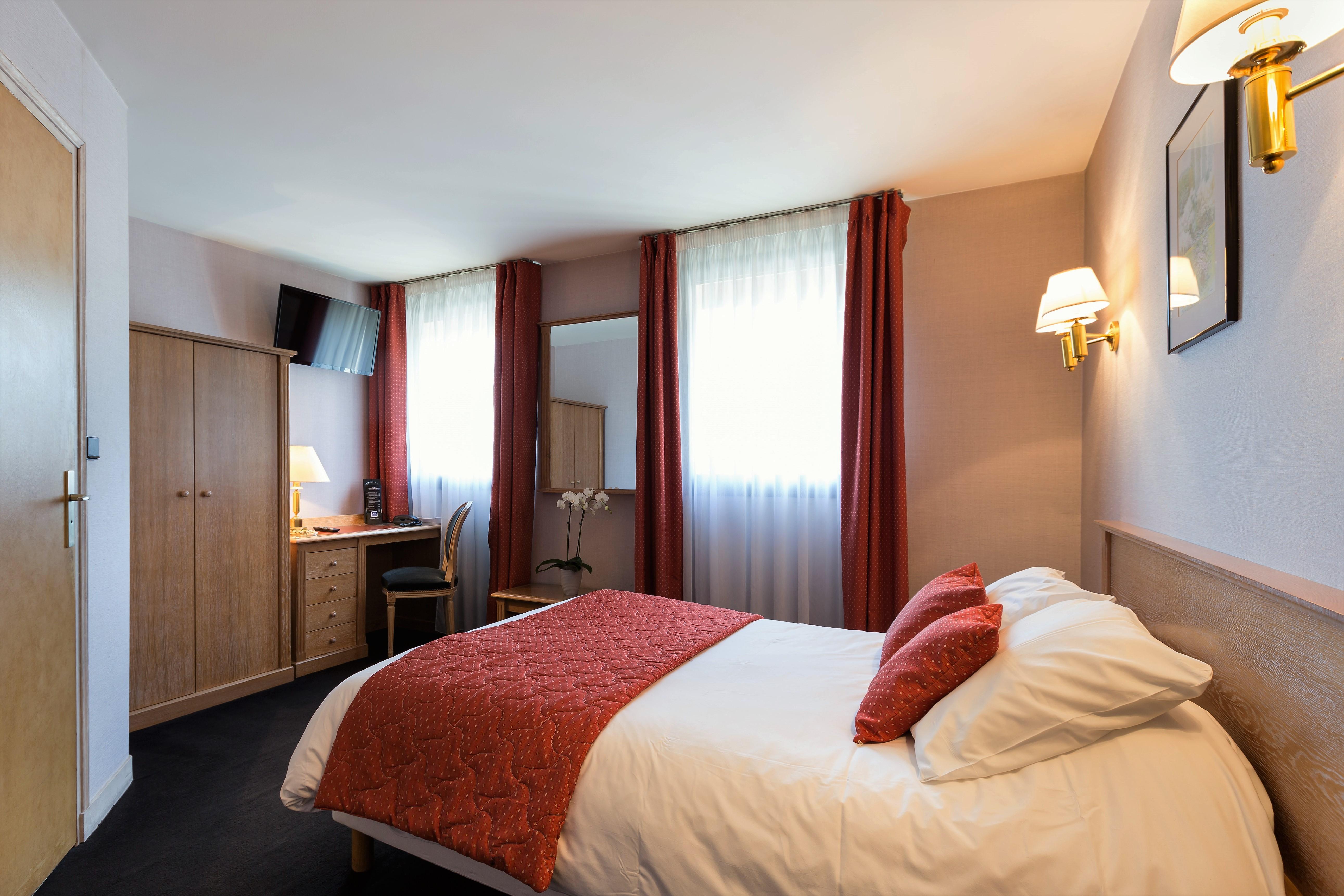 Hotel De Clisson Saint Brieuc Exterior photo